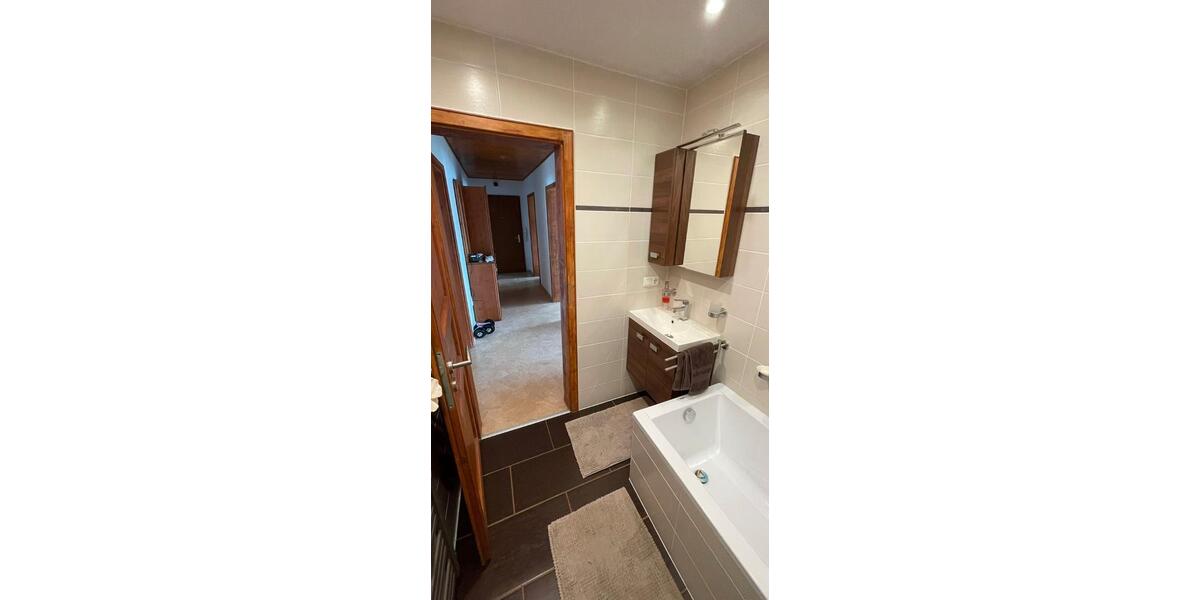 Etagenwohnung Burghausen - 3 Zimmer, 67 m&sup2;, 199.000&euro; | Angebot:26612946