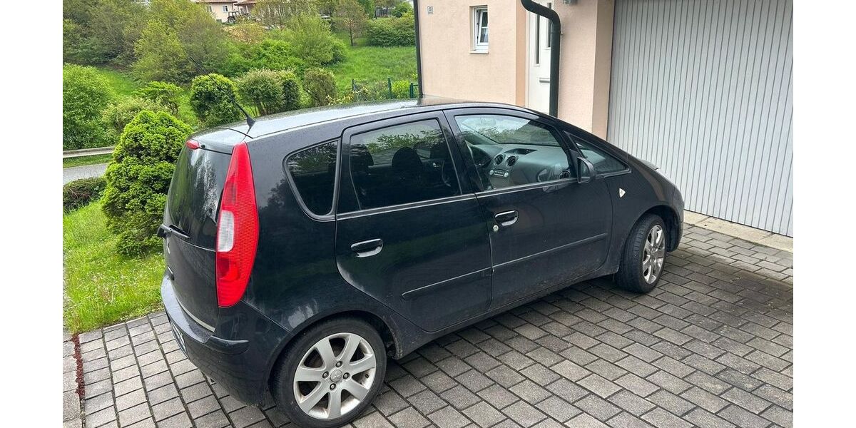 Mitsubishi Colt 162.000 km 1.750 &euro; Ihrlerstein 93346