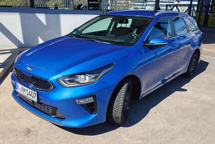 Kia ceed Sportswagon 170.819 km 11.000 &euro; Düsseldorf 40225