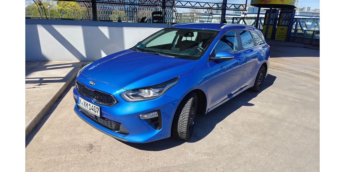 Kia ceed Sportswagon 170.819 km 11.000 &euro; Düsseldorf 40225