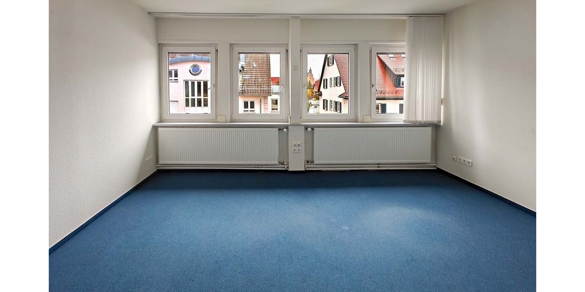 Verwaltungsbau mit insgesamt 22 Zimmern in der Innenstadt - Gewerbeobjekt Reutlingen Baden-Württemberg | Angebot:24845647