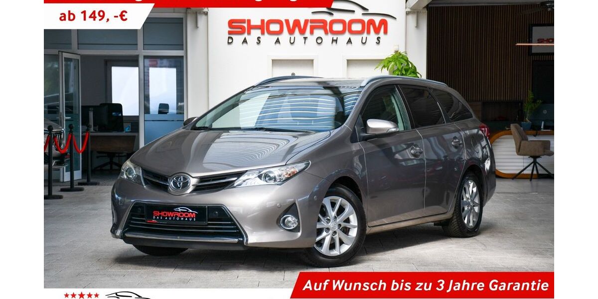 Toyota Auris 68.265 km 15.190 &euro; Waghäusel 68753