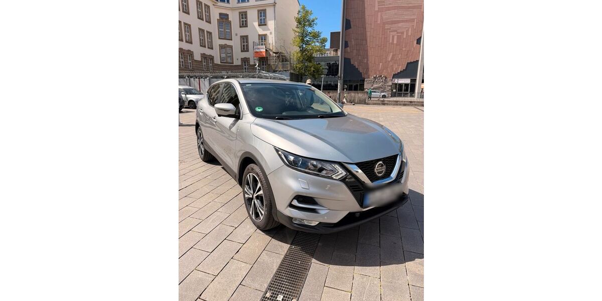 Nissan Qashqai 85.000 km 13.850 &euro; Kassel 34134