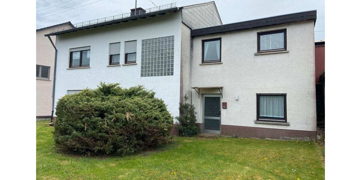 Einfamilienhaus Idar-Oberstein Oberstein - 5 Zimmer, 105 m&sup2;, 185.000&euro; | Angebot:26413405
