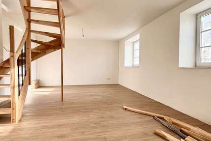 Wohnung zum Mieten in Chemnitz 1.475 € 155 m² 5 zimmer