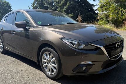 Mazda 3 74.000 km 11.700 &euro; Sömmerda 99610