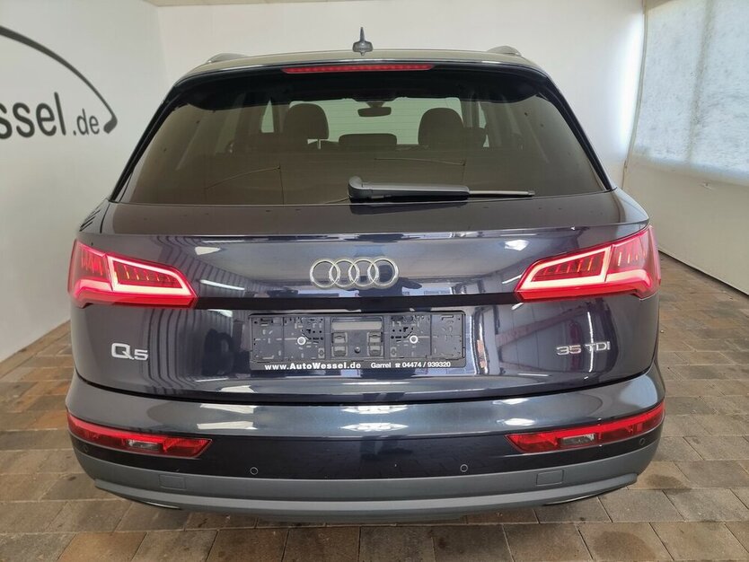 Audi Q5 2.0 TDI LED Leder Connectivity Schalter 112.700 km 25.450 € Garrel 49681