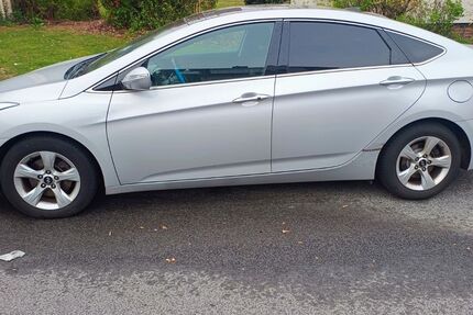 Hyundai i40 174.800 km 6.500 &euro; Bielefeld 33647