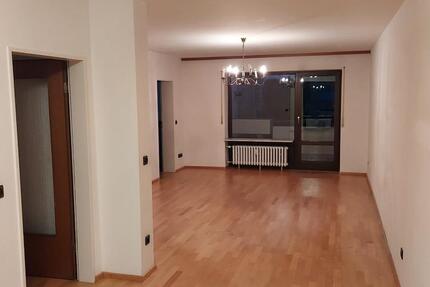 Wohnung Dachau - 4 Zimmer, 104 m&sup2;, 359.000&euro; | Angebot:26875311
