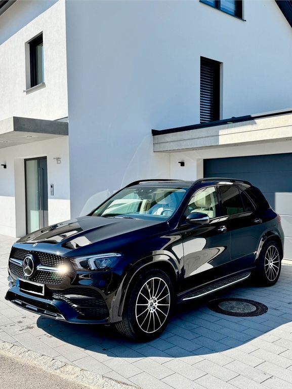 Mercedes-Benz GLE 350 37.000 km 70.900 € München 80992