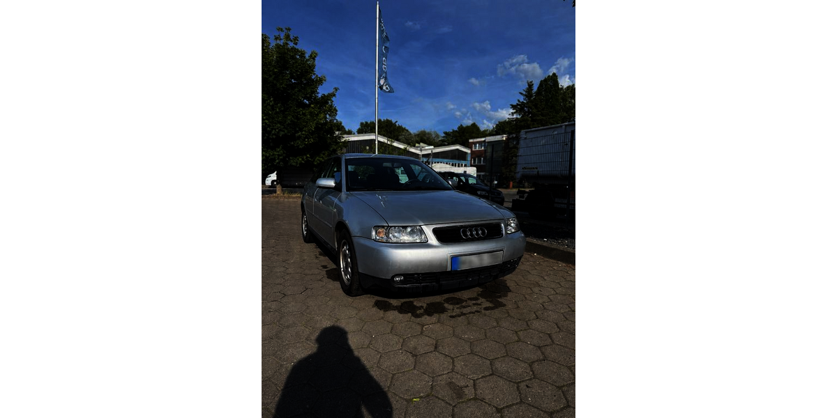 Audi A3 102.000 km 2.500 &euro; Hamburg 22529