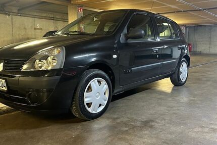 Renault Clio 203.000 km 890 &euro; Fürth 90763