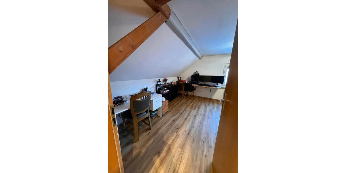 Dachgeschoßwohnung Lauterbach (Hessen) - 2 Zimmer, 60 m&sup2;, 520&euro; | Angebot:26321001