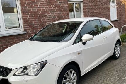 Seat Ibiza 154.100 km 4.500 &euro; Düsseldorf 40547