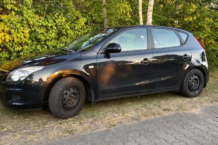 Hyundai i30 170.000 km 2.500 &euro; Bad Wilsnack 19336