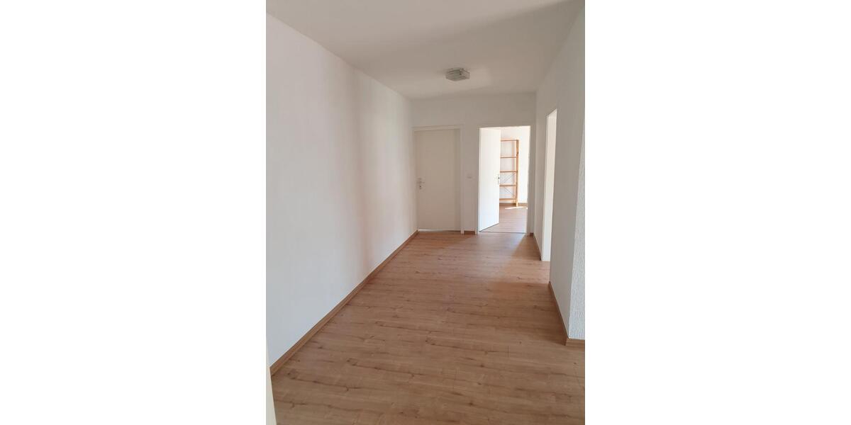 Einfamilienhaus Stockach - 6 Zimmer, 200 m&sup2;, 1.700&euro; | Angebot:26147151