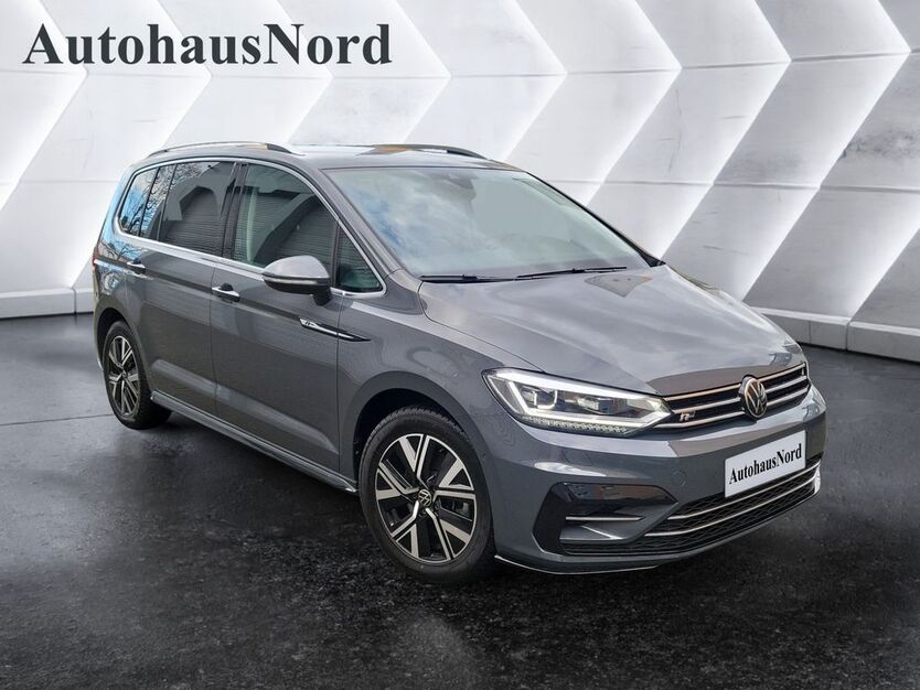 VW Touran 19.094 km 34.900 € Köln-Riehl 50735