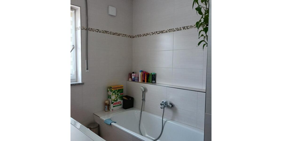 Etagenwohnung Pocking - 4 Zimmer, 90 m&sup2;, 800&euro; | Angebot:26261888