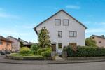 Doppelhaushälfte Röttingen - 7 Zimmer, 230 m&sup2;, 448.000&euro; | Angebot:26765969