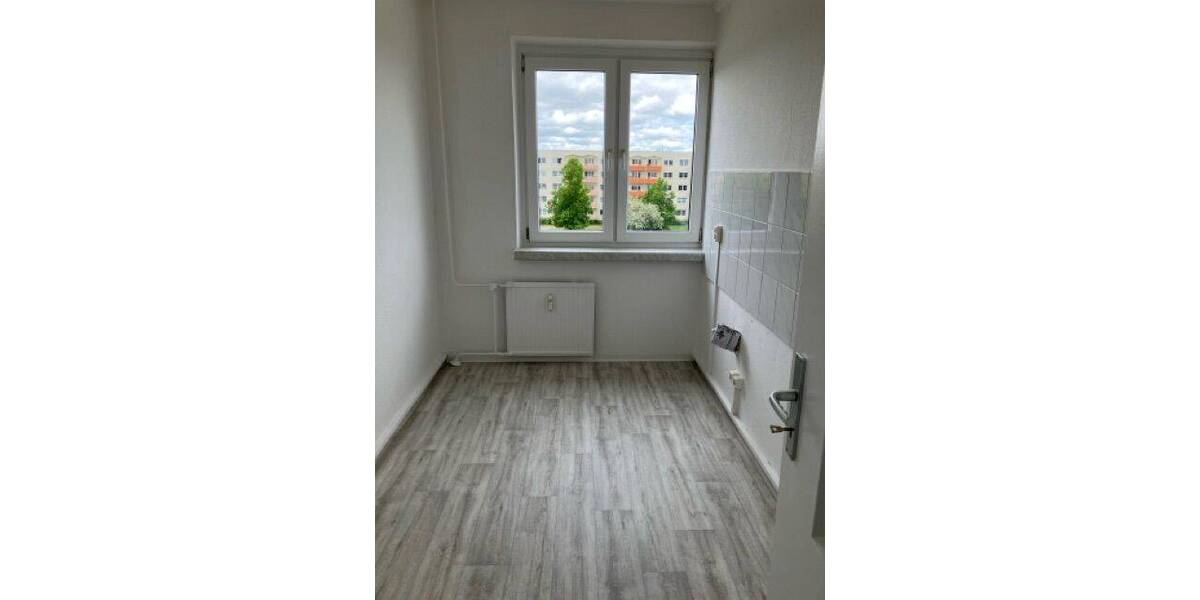 Etagenwohnung Angermünde - 4 Zimmer, 69 m&sup2;, 430&euro; | Angebot:26673532