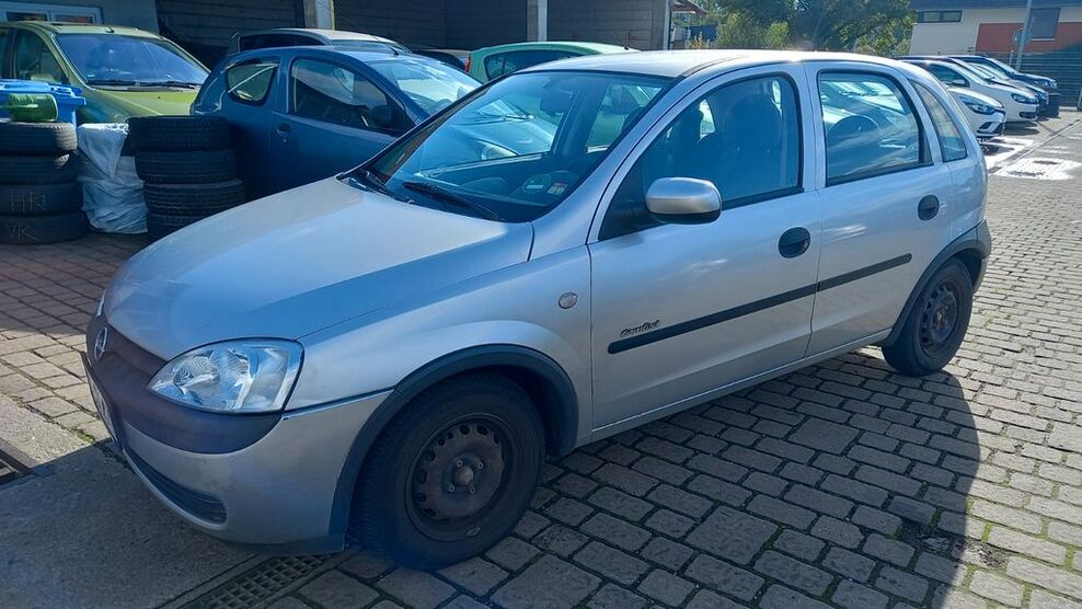 Opel Corsa 114.000 km 1.900 € Randersacker 97236
