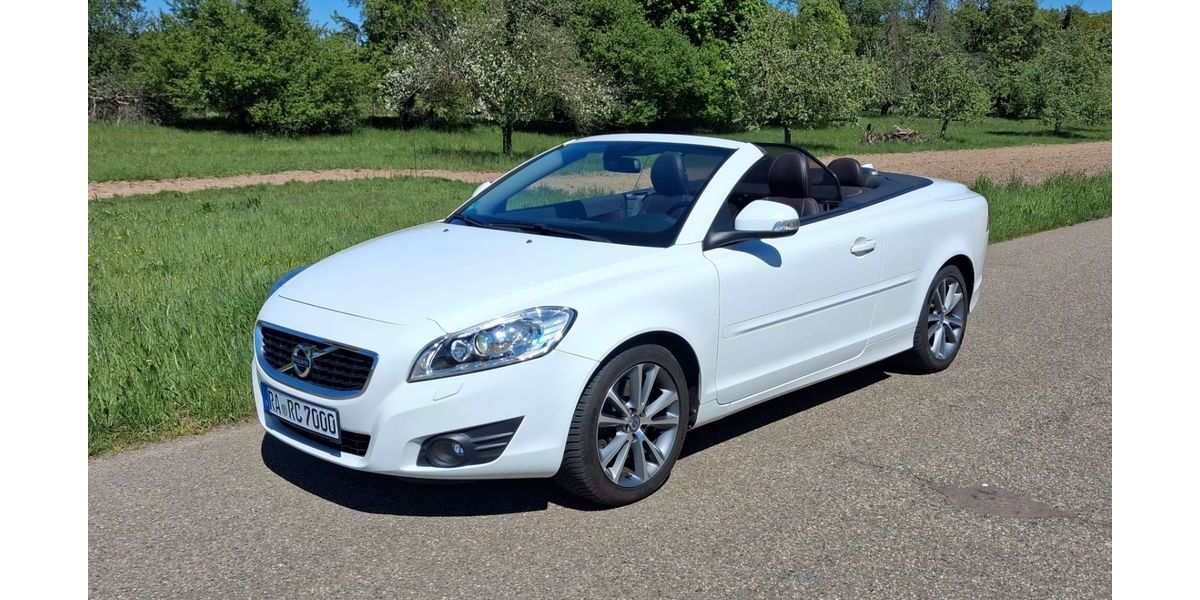 Volvo C70 140.800 km 12.800 &euro; Gaggenau 76571