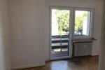 3-Zimmer-Wohnung mit kleinem Balkon in MG-Waldhausen