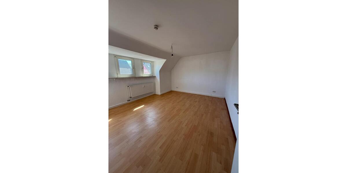 Dachgeschoßwohnung Bottrop Boy - 2 Zimmer, 50 m&sup2;, 350&euro; | Angebot:26397821