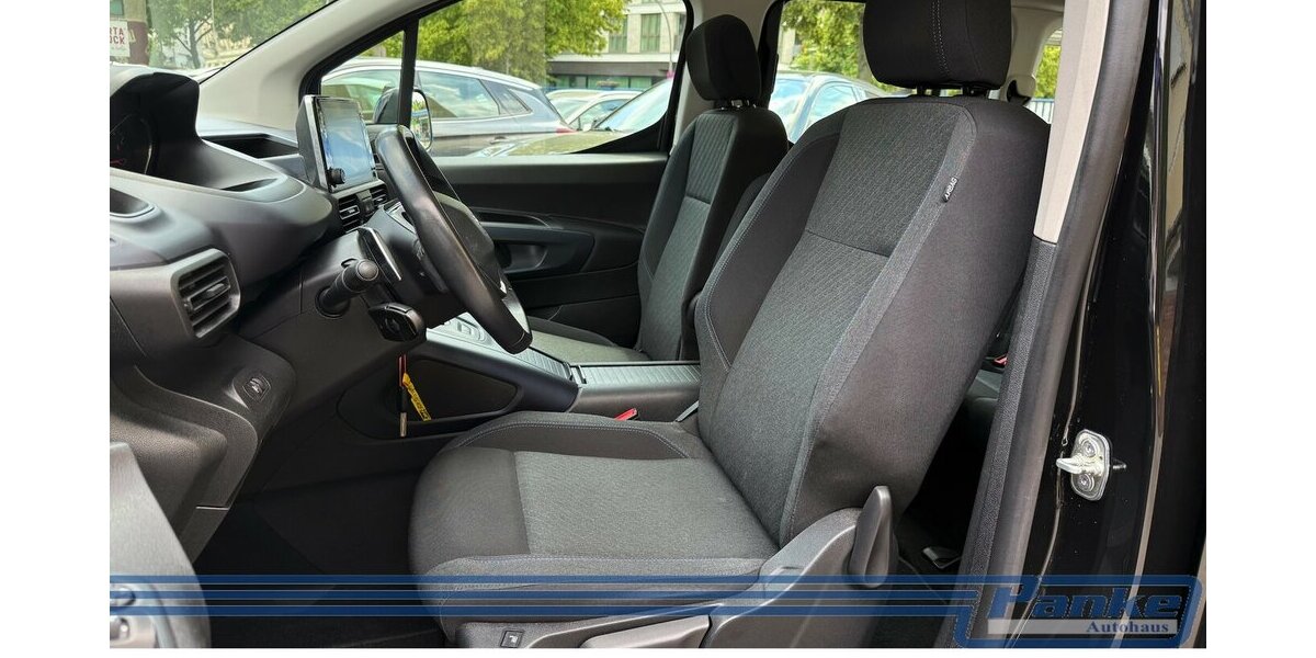 Peugeot Rifter Allure L1 EAT8 *Pano*TotW*PDC*Carpl*5Sitz 114.618 km 14.990 &euro; Berlin 13187