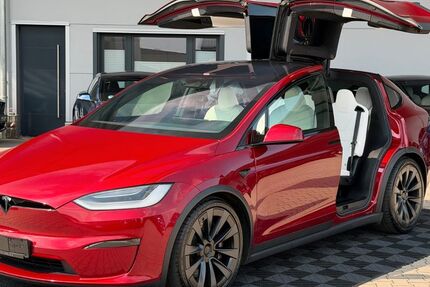 Tesla Model X 76.444 km 83.750 &euro; Emsbüren 48488