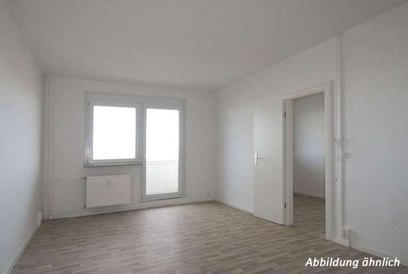Wohnung zum Mieten in Halle (Saale) 438 € 70.37 m²