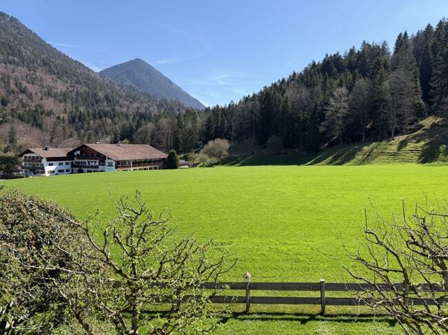 Einfamilienhaus Murnau am Staffelsee Murnau - 5 Zimmer, 245 m&sup2;, 1.750.000&euro; | Angebot:26229753