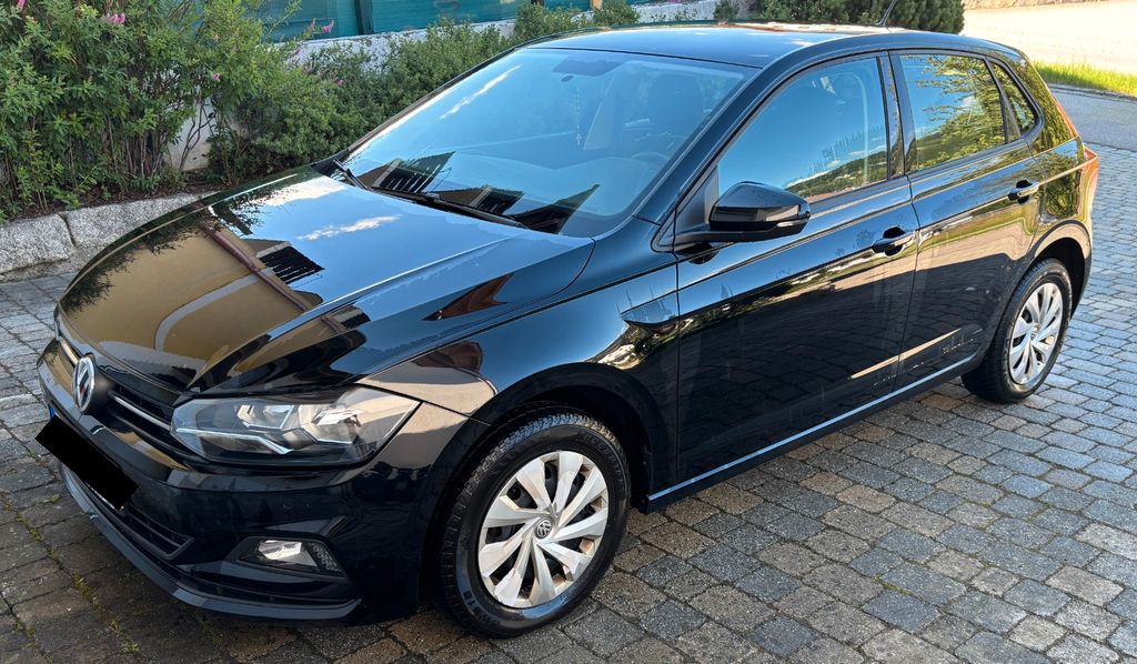 VW Polo 62.745 km 12.900 &euro; Grainet 94143