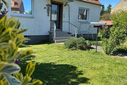 Haus Homberg (Efze) Roppershain - 6 Zimmer, 160 m&sup2;, 225.000&euro; | Angebot:26499511