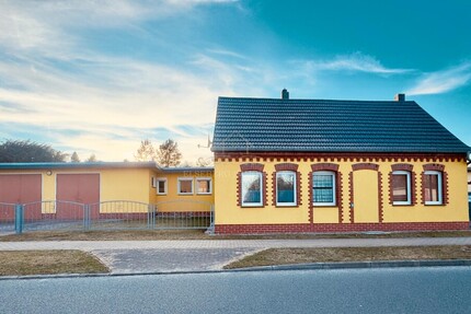 Kapitalanlage in Neuheim - gepflegtes Einfamilienhaus mit großem Grundstück und Wintergarten - Haus Jüterbog / Neuheim Neuheim | Angebot:26652532