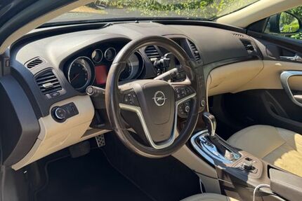 Opel Insignia 220.000 km 3.900 &euro; Plön 24306