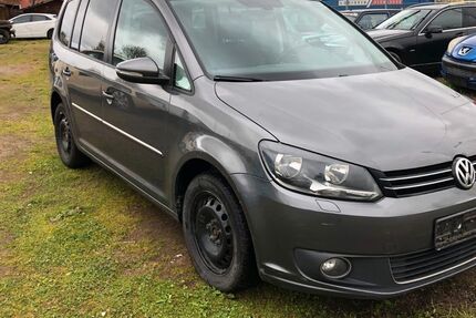 VW Touran 293.200 km 5.650 &euro; Offenbach an der Queich 76877