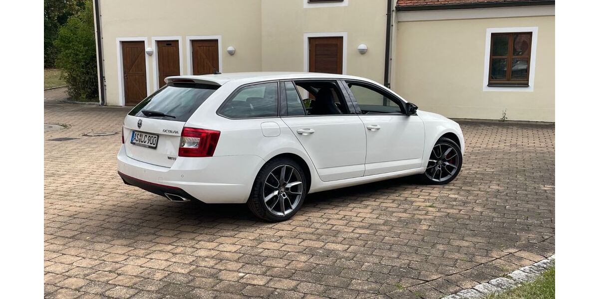 Skoda Octavia 97.000 km 16.600 &euro; Schnaittenbach 92253