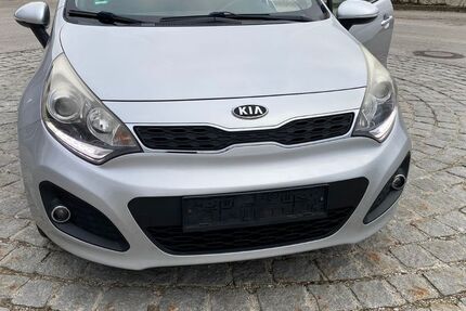 Kia Rio 161.000 km 4.799 &euro; Kirchheim 85551