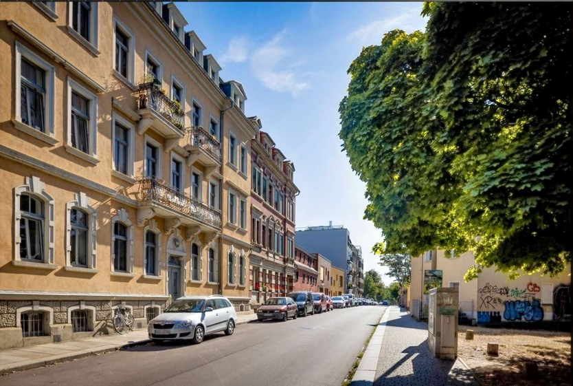 Wohnung zum Kaufen in Dresden 215.000 € 70.52 m²