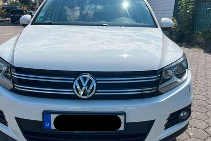 VW Tiguan 179.000 km 9.999 € Henstedt-Ulzburg 24558
