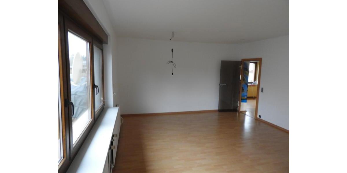 Etagenwohnung Müllrose - 6 Zimmer, 109 m&sup2;, 1.100&euro; | Angebot:26380682