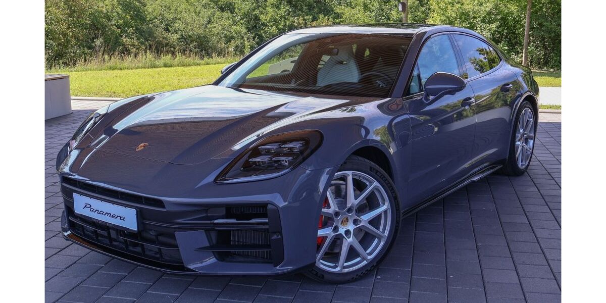 Porsche Panamera 9.900 km 166.200 € Ingolstadt 85053