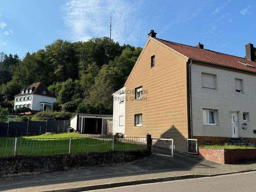 Haus zum Kaufen in St. Ingbert-Oberwürzbach 174.000 € 140 m²