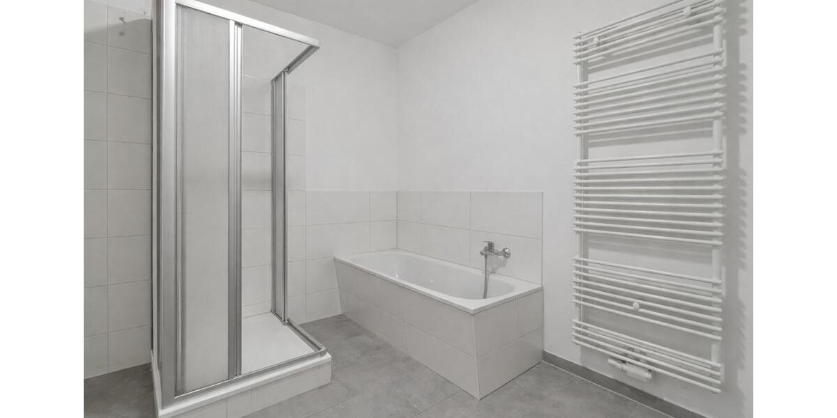 Dachgeschoßwohnung Halle (Saale) - 4 Zimmer, 106 m&sup2;, 848&euro; | Angebot:26131086