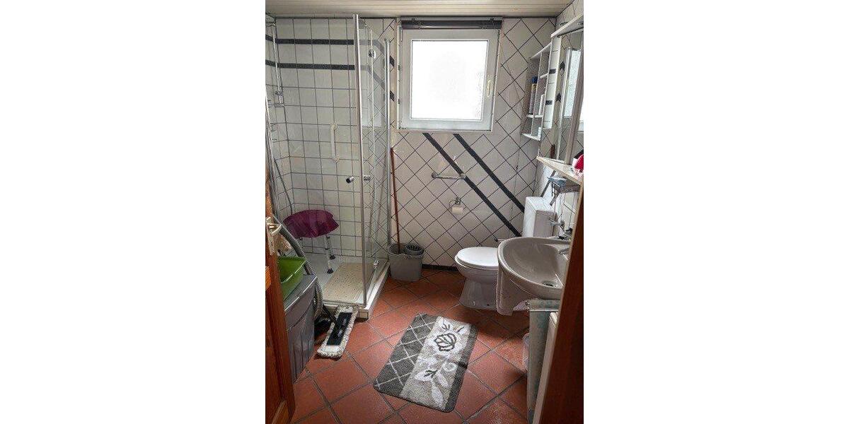 Mehrfamilienhaus, Wohnhaus Lorsch - 8 Zimmer, 220 m&sup2;, 220.000&euro; | Angebot:26415361