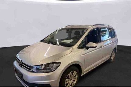 VW Touran 99.225 km 23.400 &euro; Mainz 55120