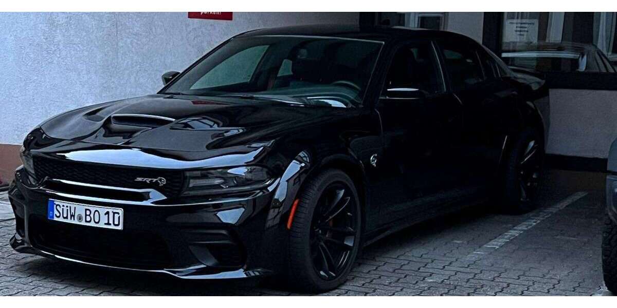 Dodge Charger 14.000 km 73.500 &euro; Rhodt 76835