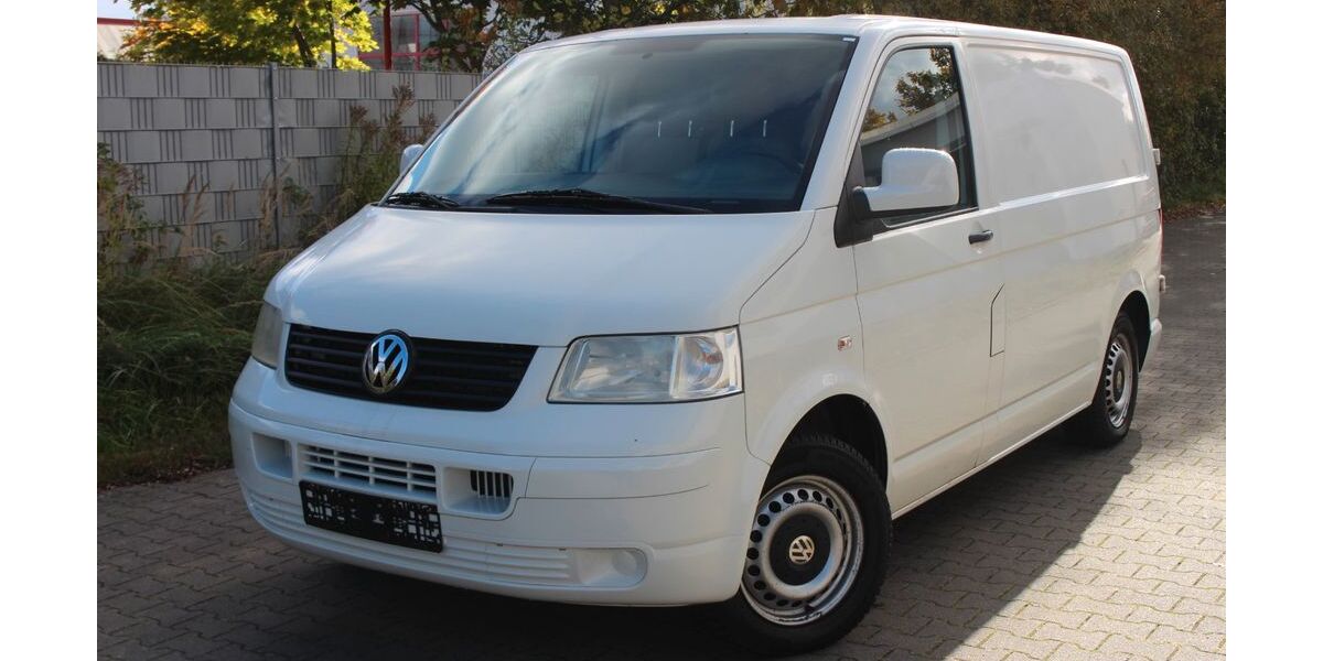 VW T5 Transporter 244.000 km 5.400 &euro; Rostock 18107