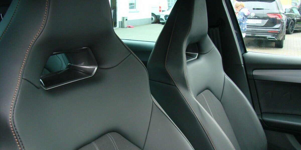 Cupra Leon ST VZ e-Hybrid ACC Navi Beats Matrix-LED 22.033 km 28.980 &euro; Falkensee 14612